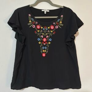 Reese Colorful Embroidered Flowers Top M